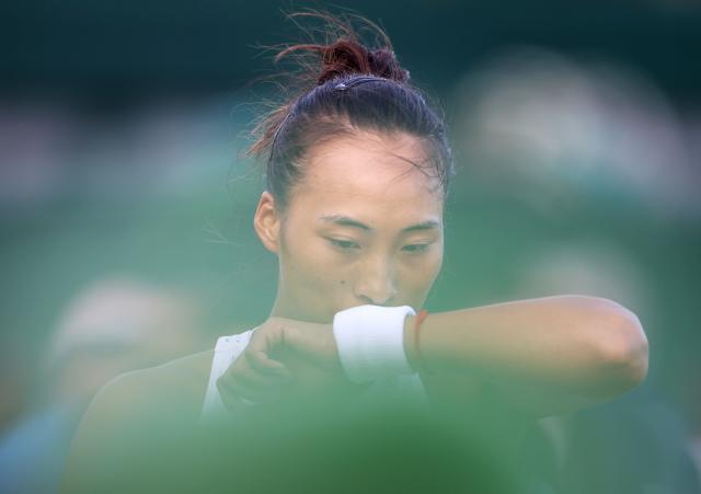 开云官网-郑钦文首次大满贯一轮游 撞上“新秀墙”如何自救？